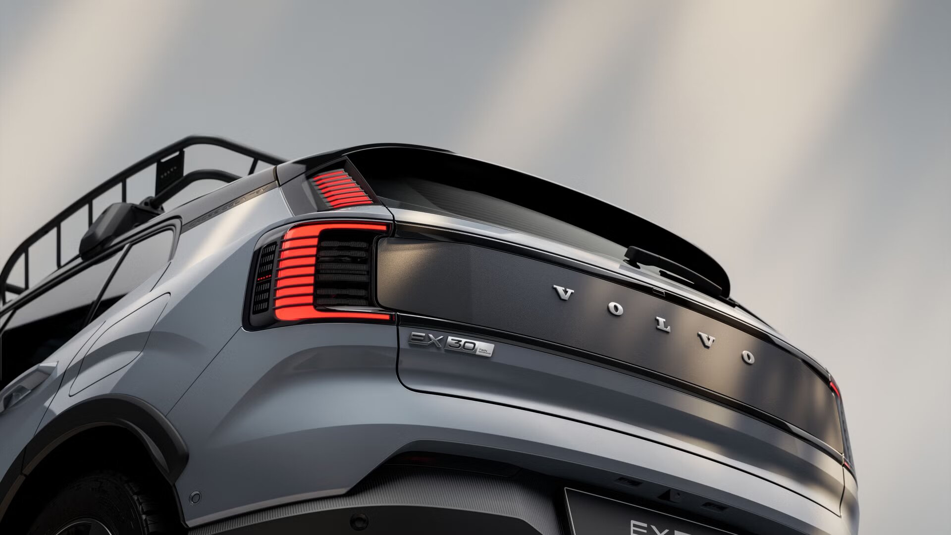 EX30 Cross Country Achterkant met rek logo