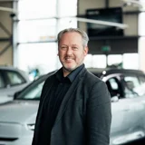 werknemer voor de auto