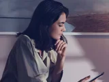 vrouwen met dr telefoon