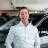 verkoper voor de Auto