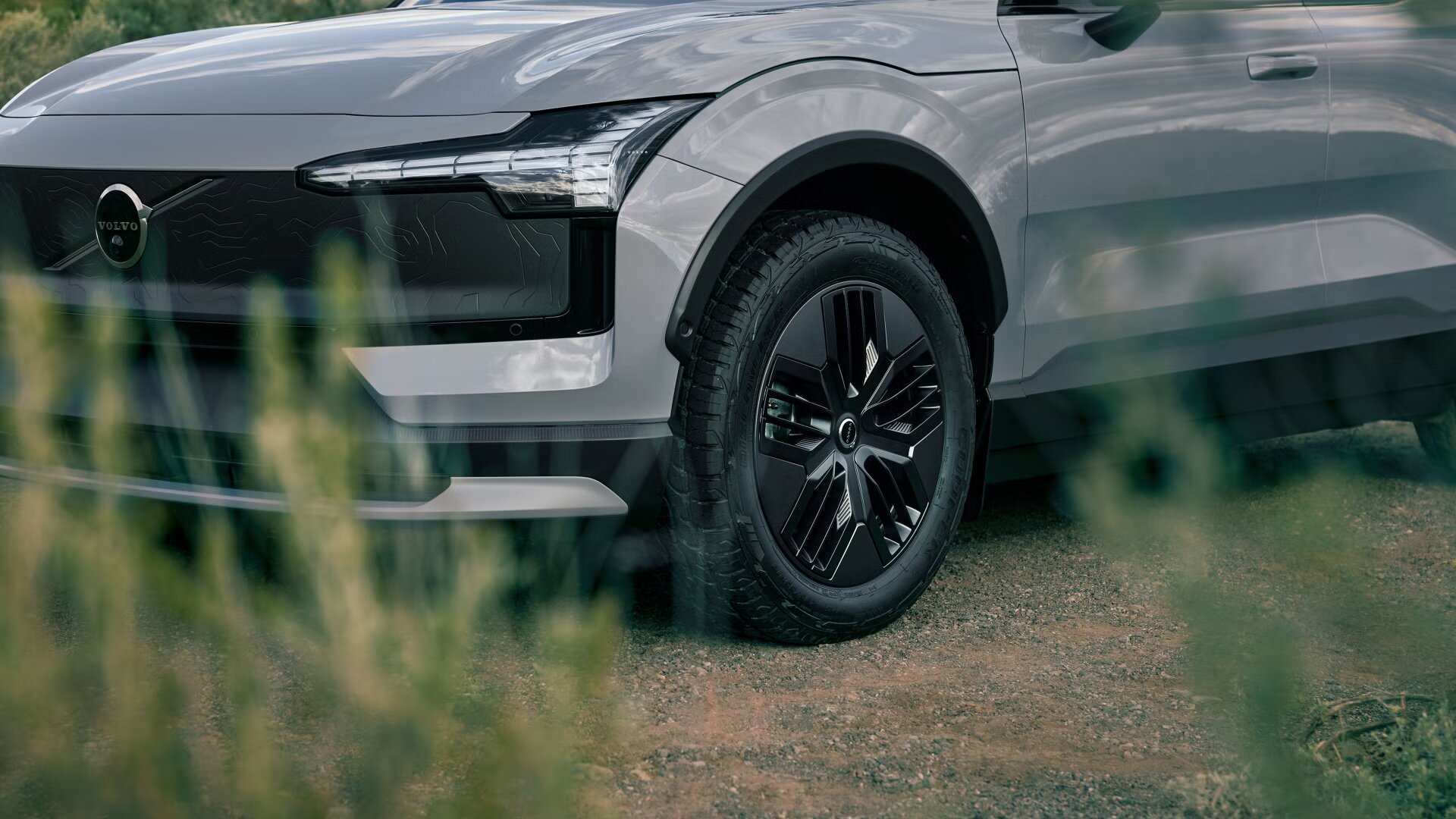 EX30 Cross Country neus en wielen velg