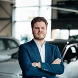 werknemer voor de auto